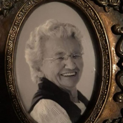Elvira Pereira de Oliveira