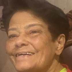 Maria Luiza Vitor Padia de Faria
