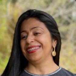 Jeannia de Fatima dos Santos