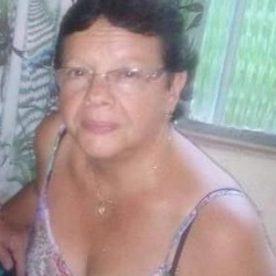 Maria Alzira de Menezes